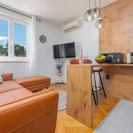 Apartment Awesome In With Kitchen